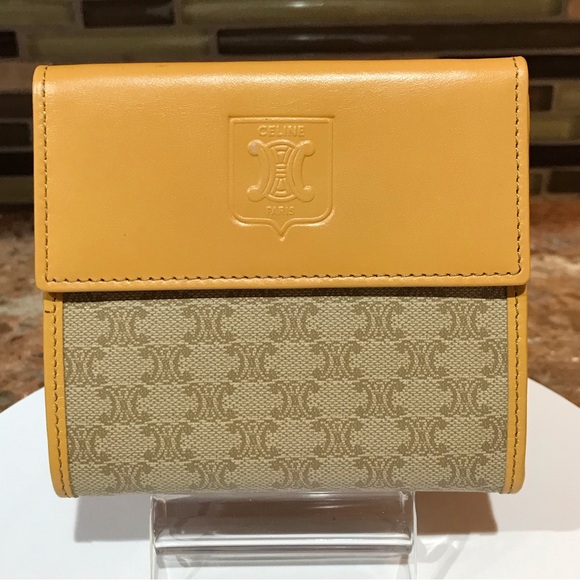 CELINE Signature Macadam Trifold Wallet π§‘ - Picture 12 of 16